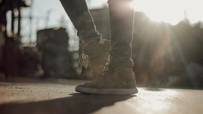 Person legs shoes 4k wallpaper