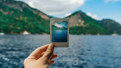 Photography polaroid hand image 4k wallpaper