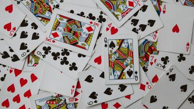 Playing cards cards pattern 4k wallpaper
