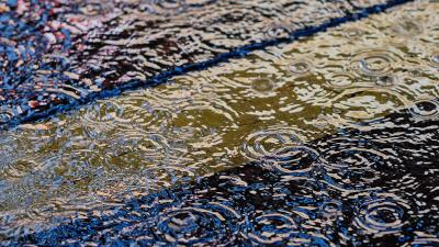 Puddle raindrops ripples 4k wallpaper