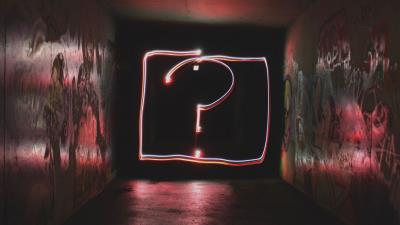 Question mark highlight graffiti 4k wallpaper