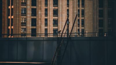 Roof stairs building 4k wallpaper
