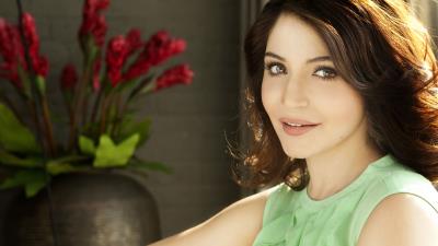 Anushka sharma indian actress bollywood 8k wallpaper