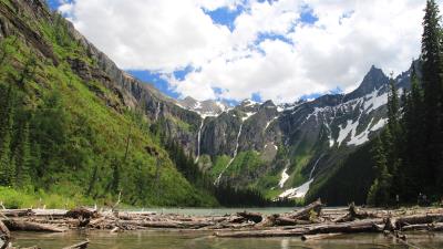 Avalanche Lake Ooty India 8k wallpaper