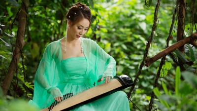 Beautiful oriental woman 8k wallpaper