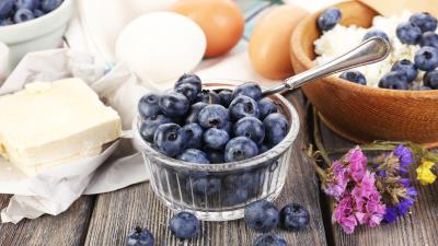 Blueberry Breakfast Egg 8k wallpaper