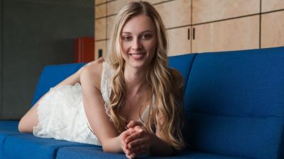 Carisha 8k wallpaper