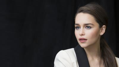 Emilia clarke 2017 pic 8k wallpaper