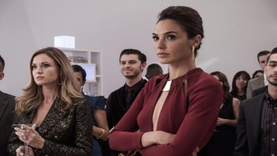 Gal gadot in batman v superman movie pic 8k wallpaper