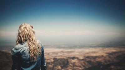 Girl outdoor looking nature 8k wallpaper