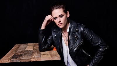 Kristen stewart 8k wallpaper