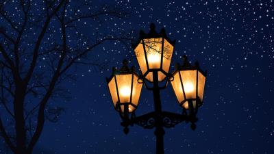 Man Made Lamp Post Ultra HD 8k wallpaper