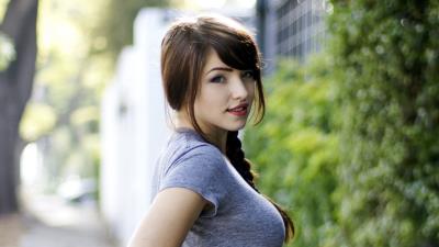 Mandee leslie 8k wallpaper