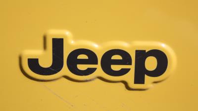 Jeep logo wallpaper