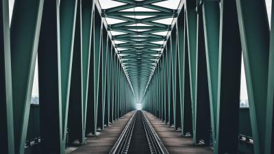 Train Bridge 5K wallpaper