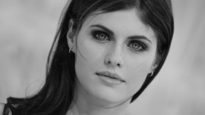Alexandra daddario monochrome 0e wallpaper