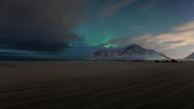 Aurora borealis mountains sand landscape 4k wallpaper