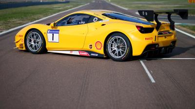 Ferrari 488 challenge wallpaper