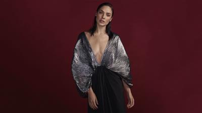 Gal gadot glamour 2017 wallpaper