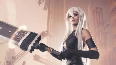 nier automata cosplay girl with big sword 4k t4 wallpaper