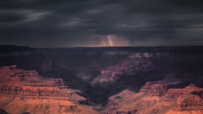 storm passing through the grand canyon d8 wallpaper