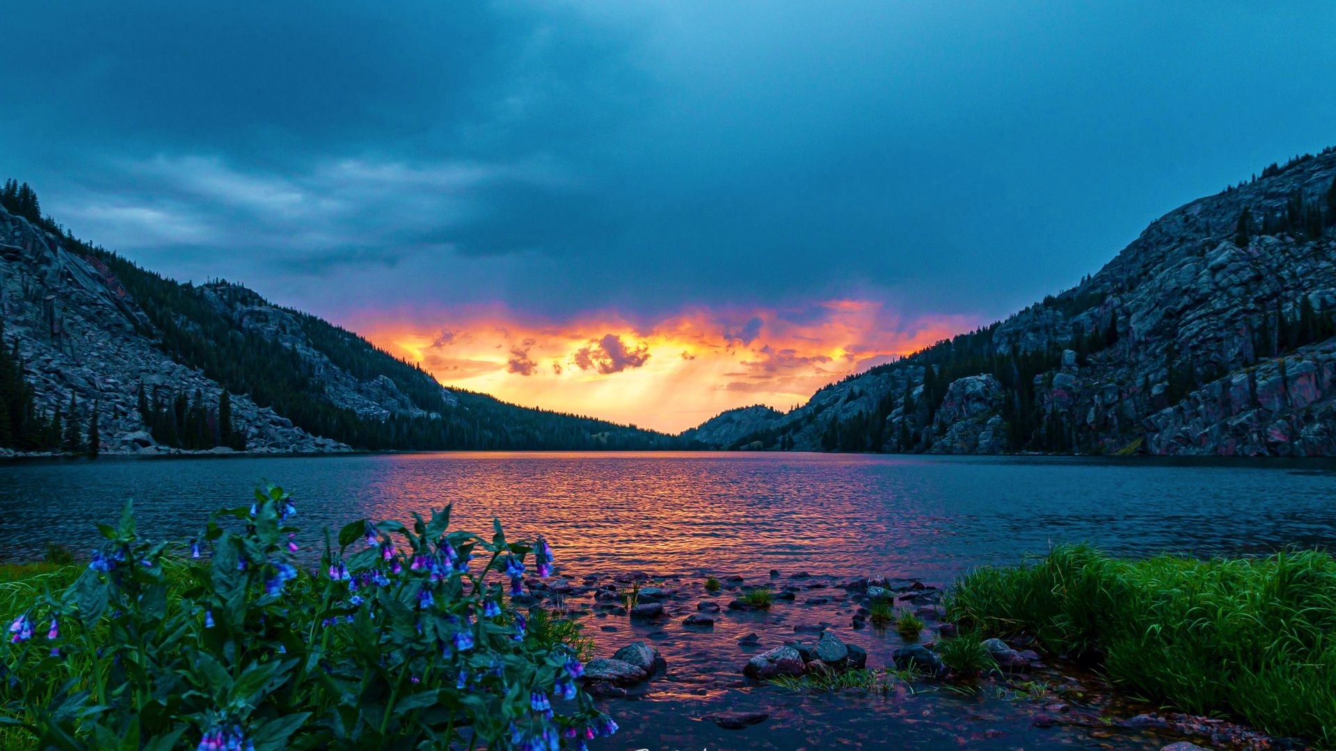 Solitude Cloud Peak Wilderness Wyoming Wallpaper