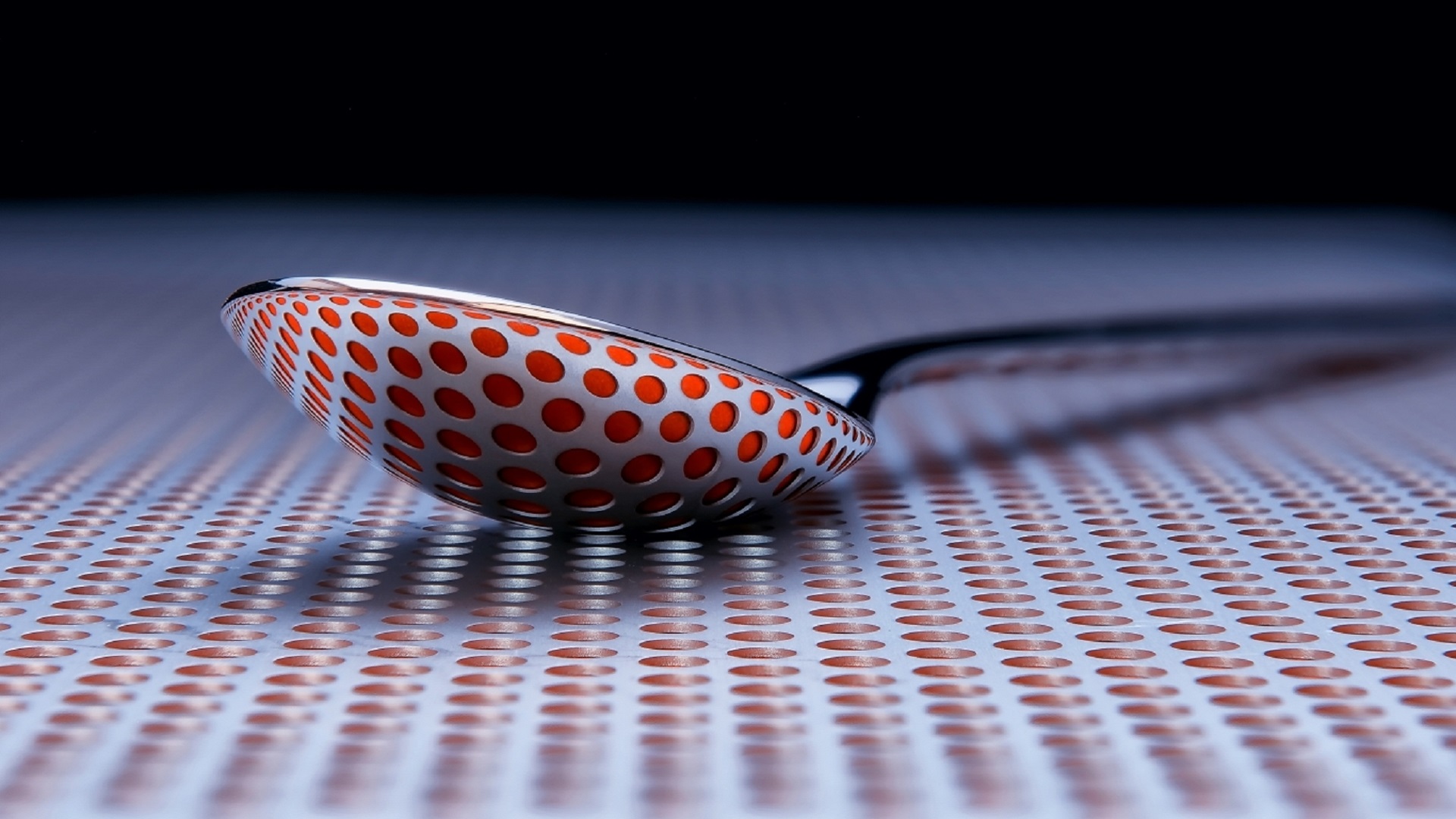 Spoon Reflection Wallpaper