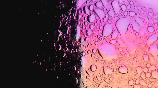 Gradient Drops Dark Wallpaper