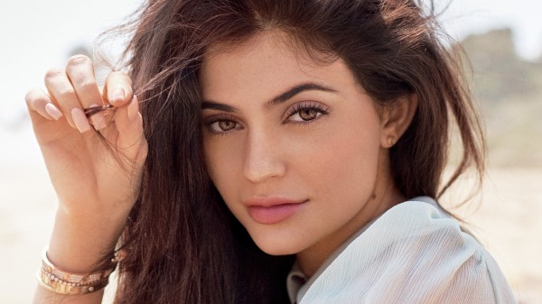Kylie Jenner Allure 2018 Gs wallpaper