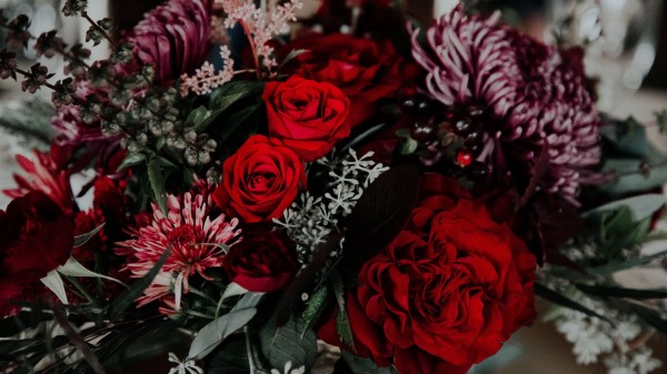 Bouquet Composition Flowers Wallpaper