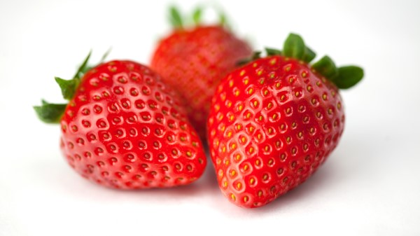 Strawberries Berries White Background Wallpaper