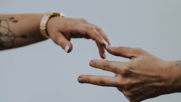 Hands Touch Tenderness wallpaper