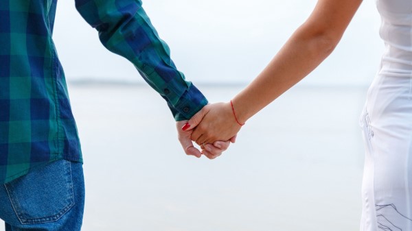 Love Couple Hands Image Wallpaper