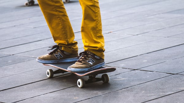 Skateboard Sneakers Legs wallpaper