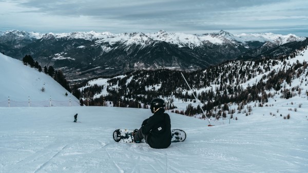 Snowboarder Snowboard Snow wallpaper