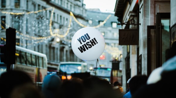 Balloon Inscription City Wallpaper