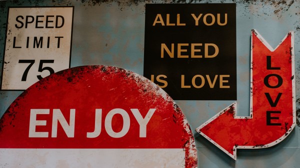 Inscription Love Text Wallpaper