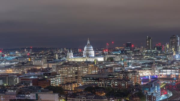 City Building Cathedral wallpaper