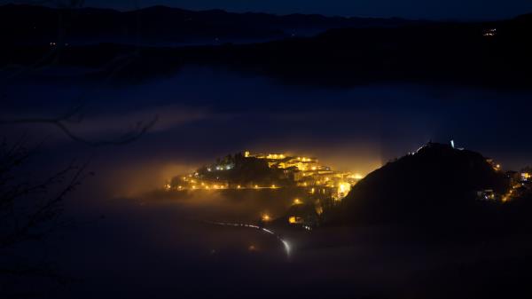City Night Fog Wallpaper