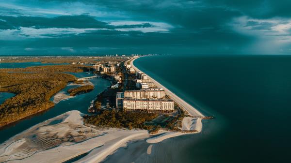 Coast City Shore Wallpaper