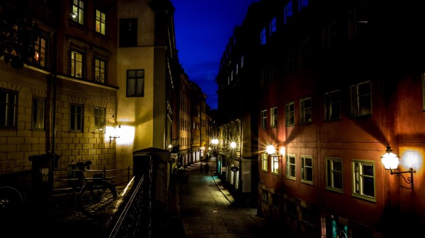 Lane Street Night wallpaper