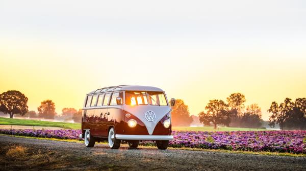 1966 Volkswagen T2 Kombi Ultra Hd 4k Wallpaper Wallpaper
