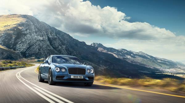 2017 Bentley Flying Spur W12 S Wallpaper
