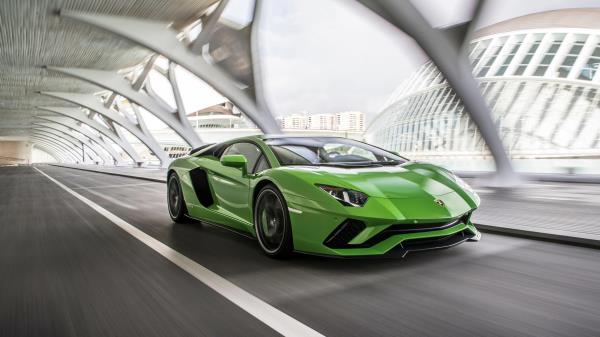 2017 Lamborghini Aventador S Wallpaper