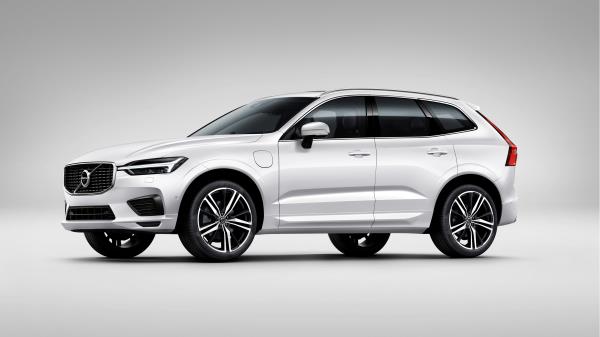 2017 Volvo Xc60 T8 R Design Wallpaper