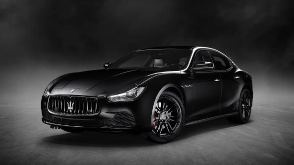 2018 Maserati Ghibli Nerissimo Black Edition Wallpaper