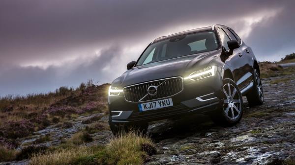 2018 Volvo Xc60 T8 Inscription Wallpaper