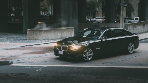 Auto Black Side View Wallpaper