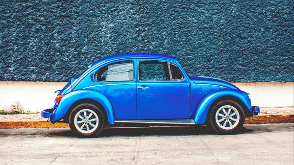 Auto Retro Side View Blue Wallpaper