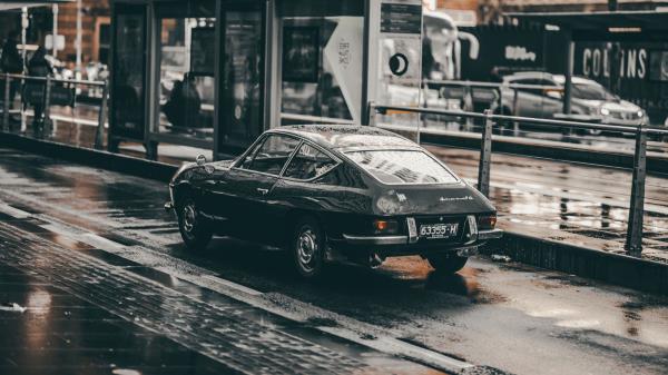 Auto Side View City Rain Wallpaper